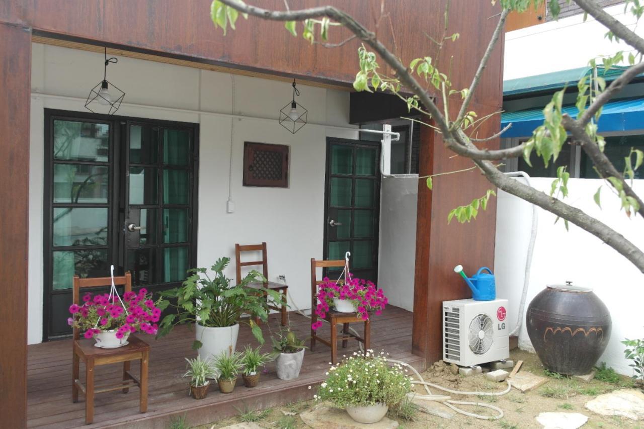 Mongyouhwawon Guesthouse Jeonju Bagian luar foto